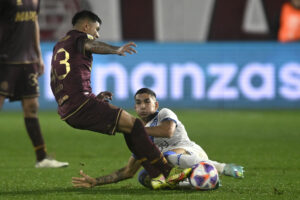 FERNANDO ECHENIQUE SERÁ EL ÁRBITRO CONTRA VÉLEZ