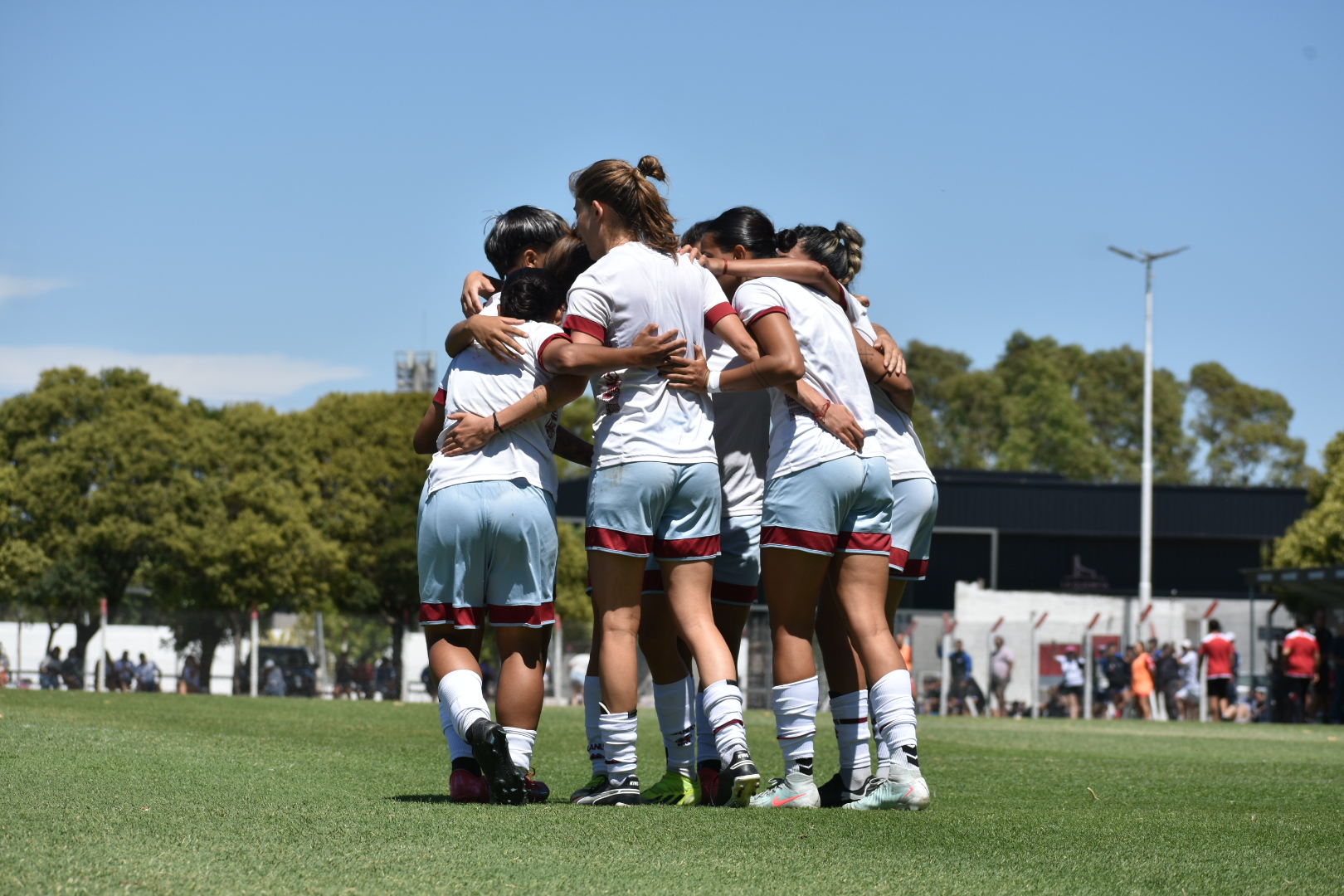 TRIUNFO GRANATE EN EL INICIO DEL CUADRANGULAR AMISTOSO