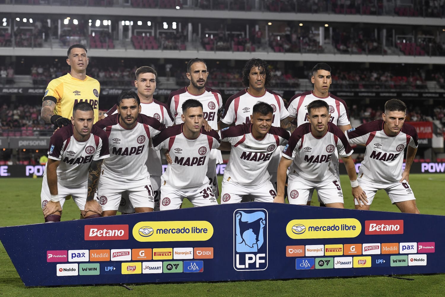 SALVIO, LOSADA Y CANALE HABLARON EN ZONA MIXTA