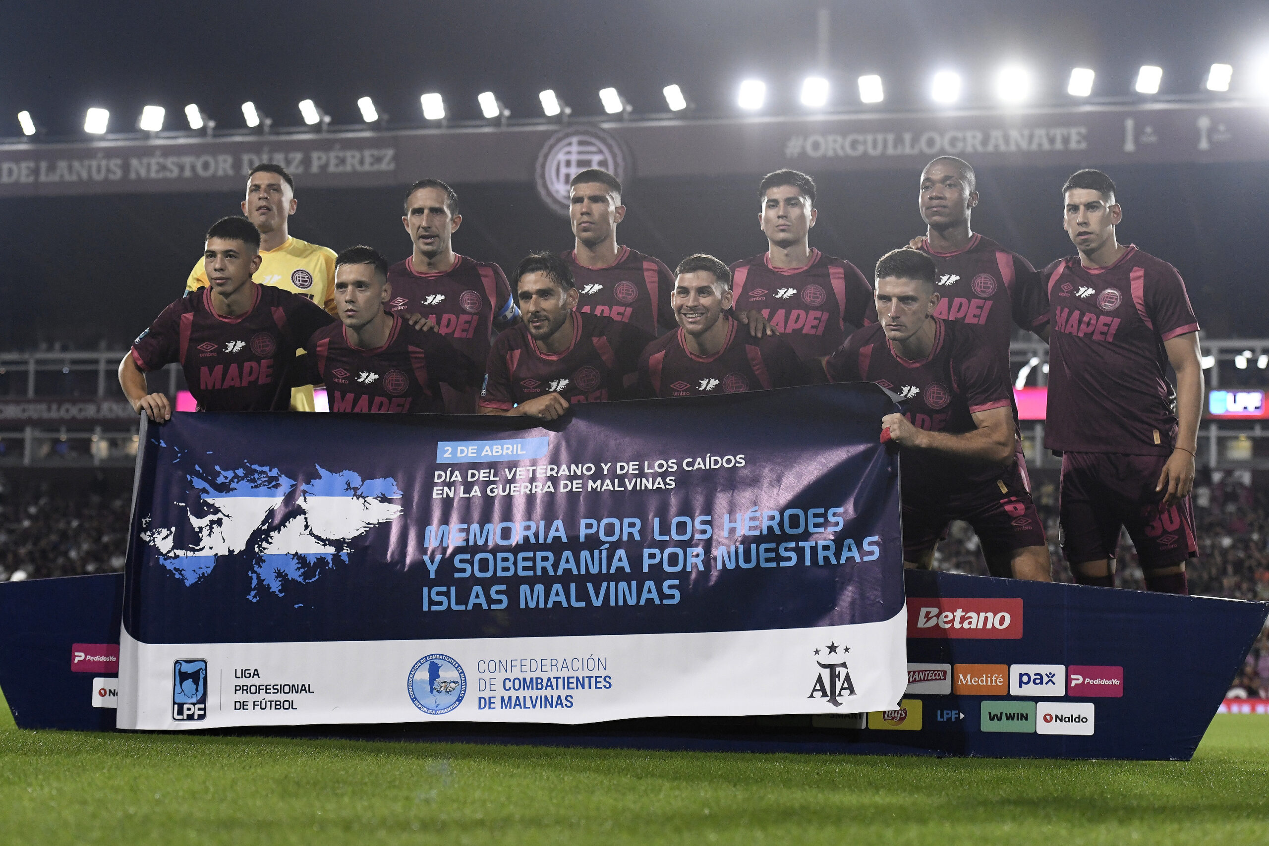 LOSADA, MARCICH, VALOIS Y ACOSTA PRESENTES EN ZONA MIXTA