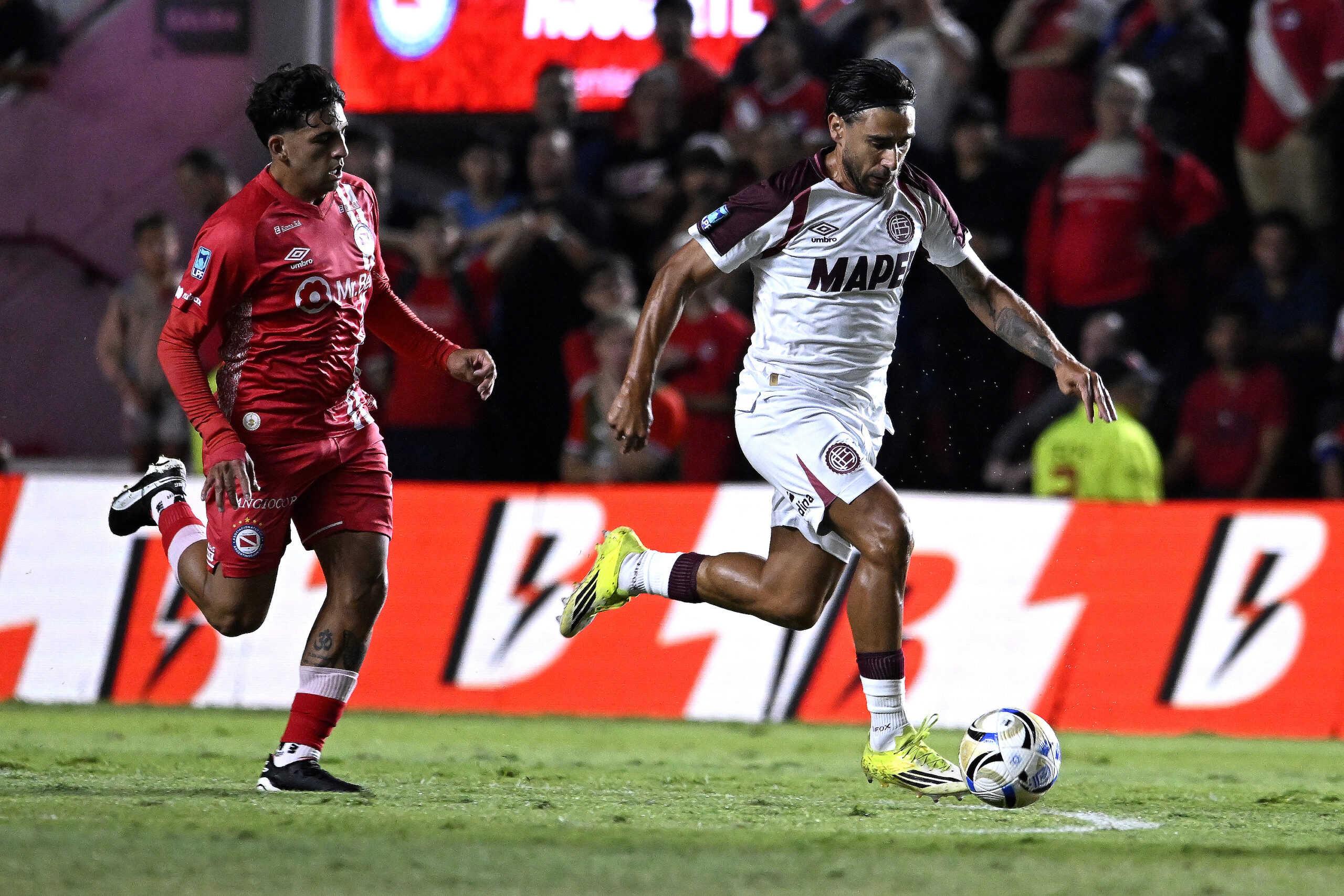 LEANDRO REY HILFER SERÁ EL ÁRBITRO EN ARGENTINOS-LANÚS